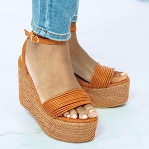 NIB Tan Multi-Strap Espadrille Wedge Sandals